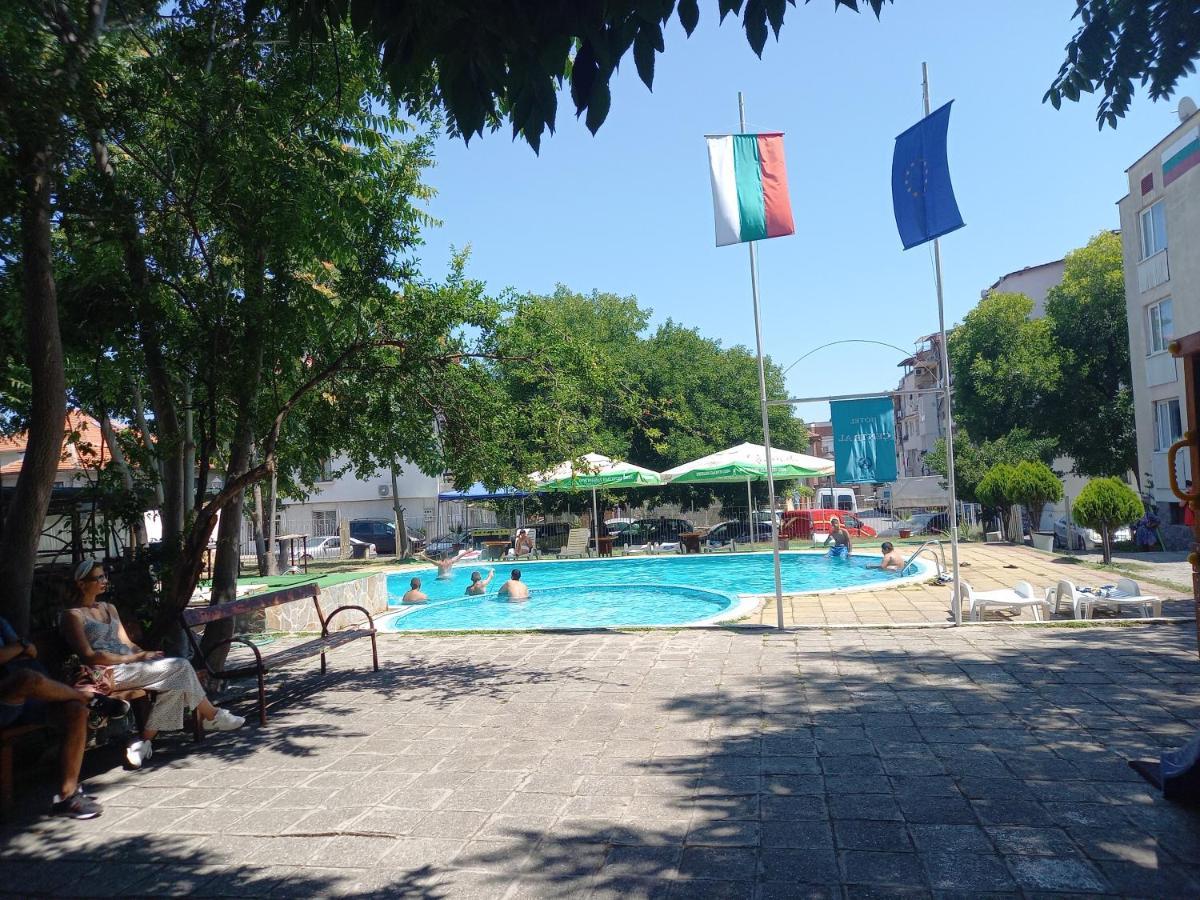 Central Hotel Sozopol Exterior foto